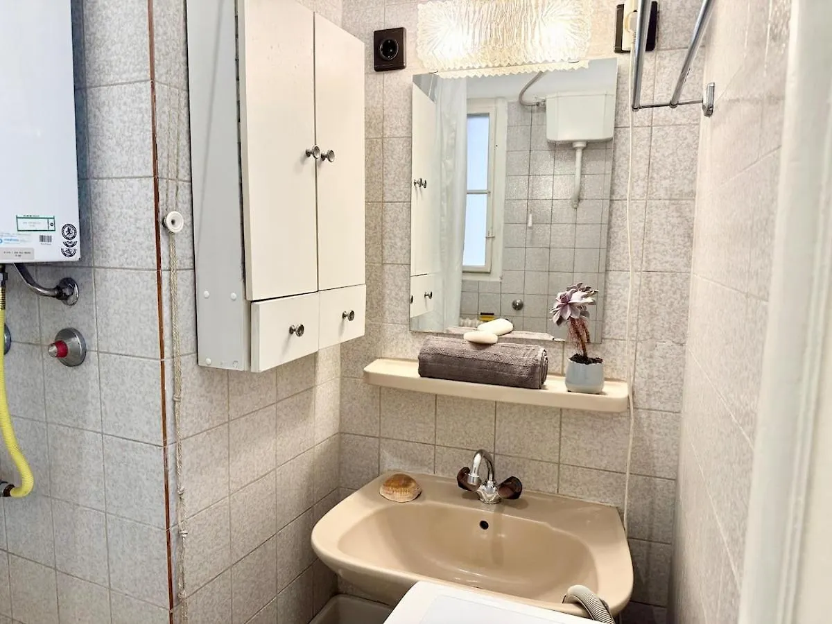 Among Trees Apartment Budapest